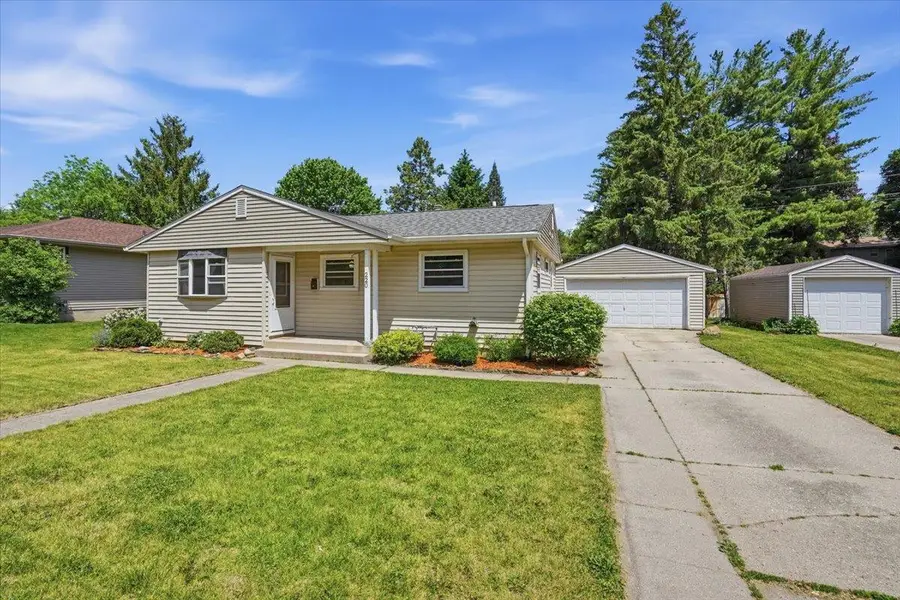220 Dorow Avenue, Edgerton, WI 53534 - #3