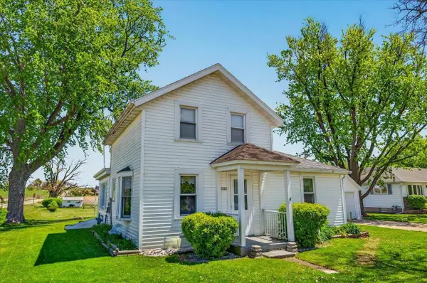 1372 Dianne Avenue, Belleville, WI 53508