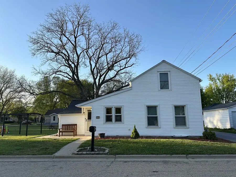 209 John Quincy Adams Street, Sauk City, WI 53583 - #2