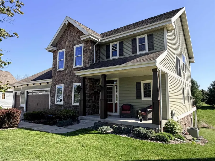 245 Stone Bridge Circle, Deerfield, WI 53531 - #2