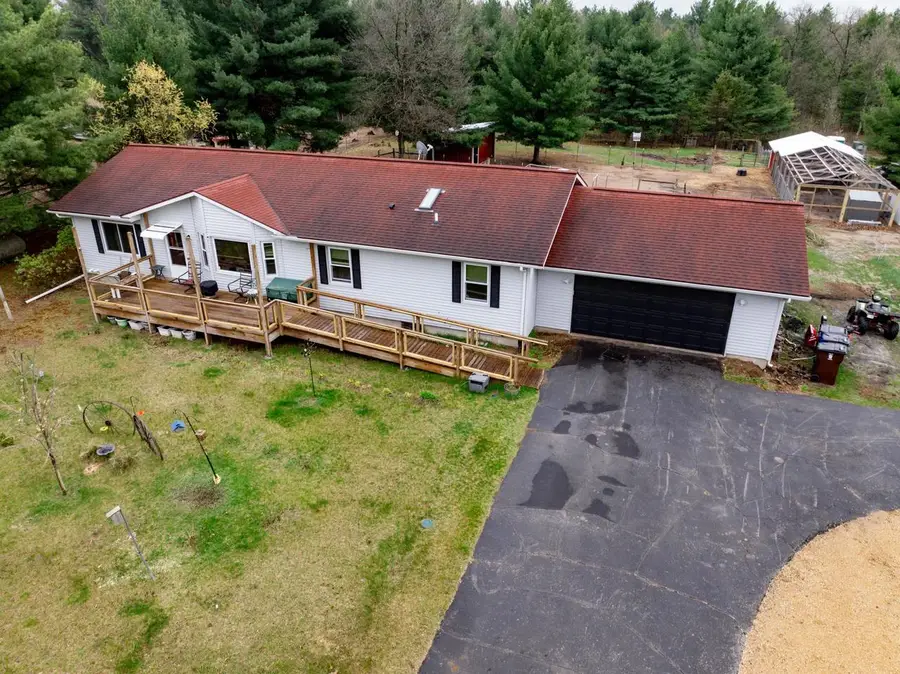 1581 Evergreen Avenue, Adams, WI 53910 - #2