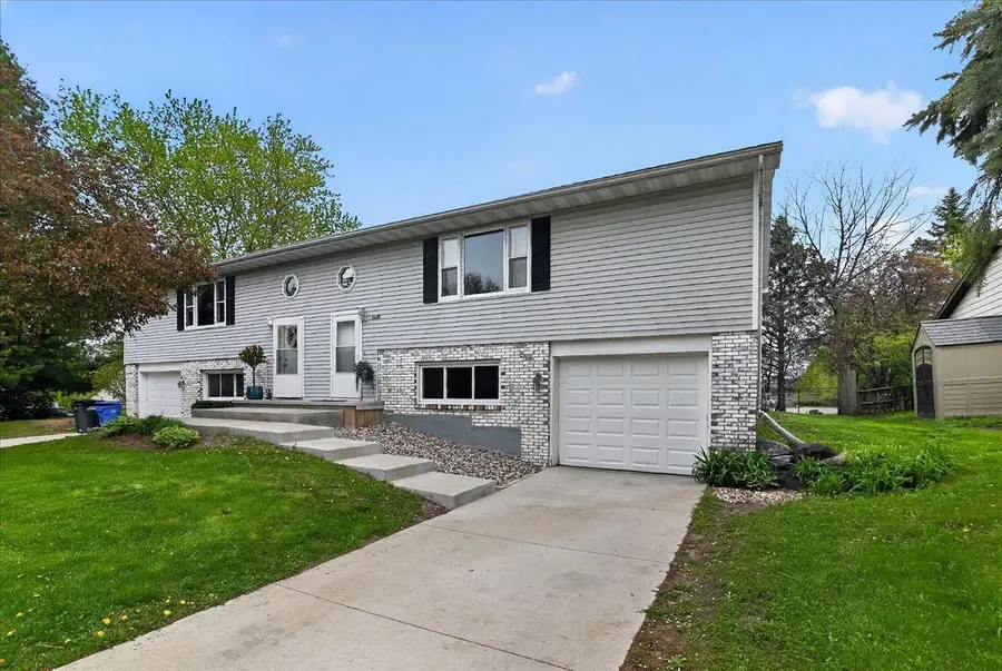 2660-2658 Chesapeake Drive, Fitchburg, WI 53719 - #3