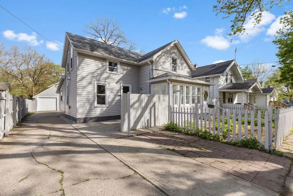 1119 DEWEY Avenue, Beloit, WI 53511 - #1