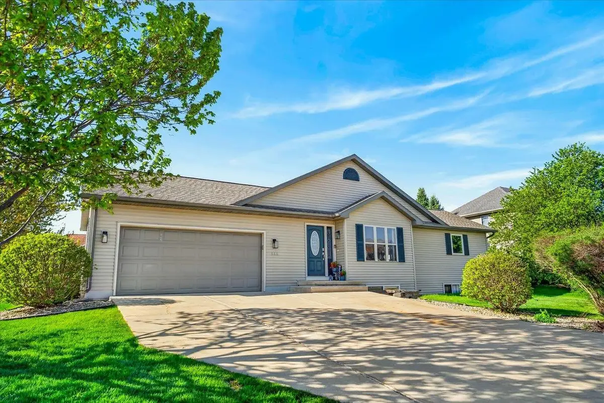 806 Longwood Drive, Oregon, WI 53575 - #1