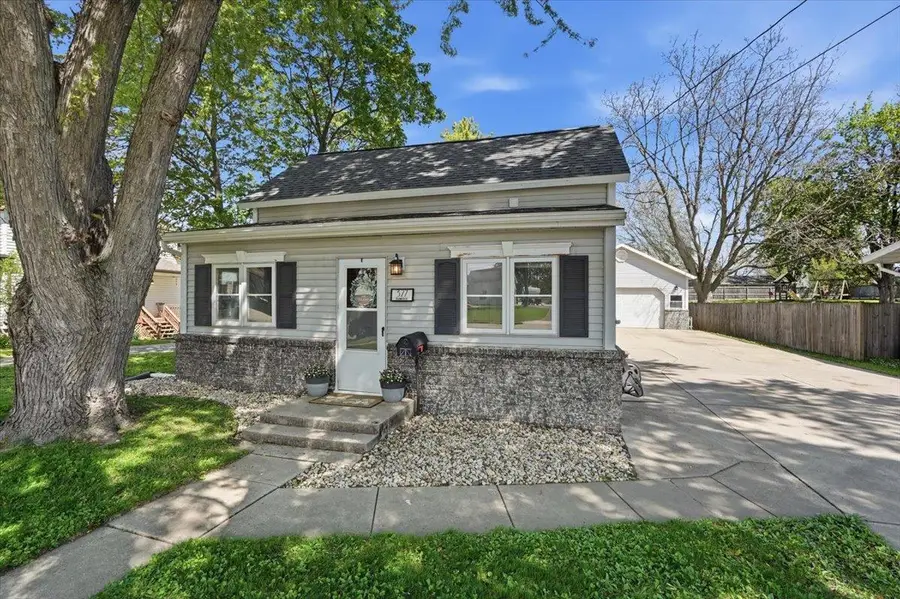 327 Elizabeth Street, Lodi, WI 53555 - #2