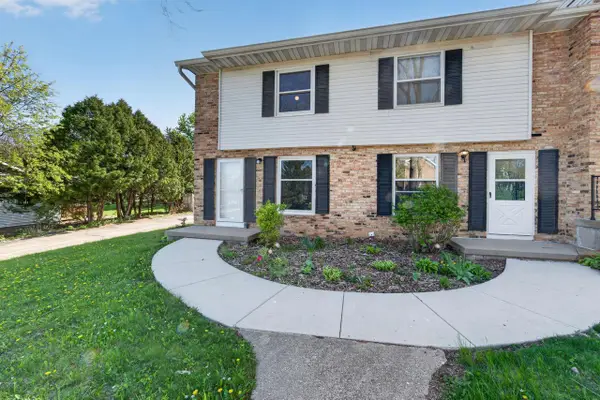 207 Brookwood Drive, Mount Horeb, WI 53572