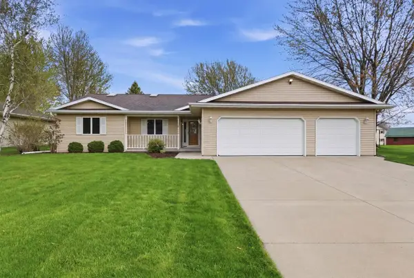310 Forest Street, Fox Lake, WI 53933