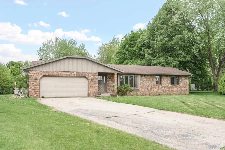 704 Meadow Court, Deforest, WI 53532 - #2