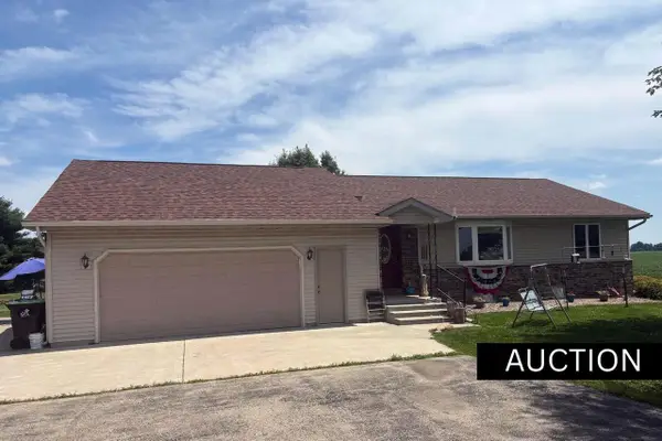 N8798 Beaver Point Road, Randolph, WI 53956