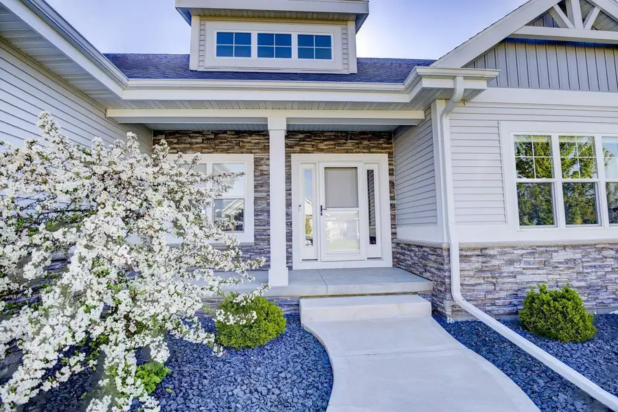802 Ronald Overlook, Waunakee, WI 53597 - #3