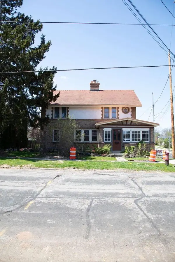 414 Dewey Street, Watertown, WI 53094