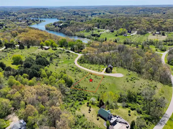 L279 L281 Matterhorn Court, La Valle, WI 53941