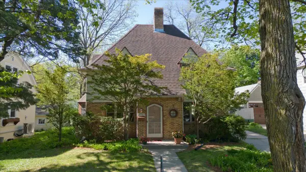 2303 Chamberlain Avenue, Madison, WI 53726