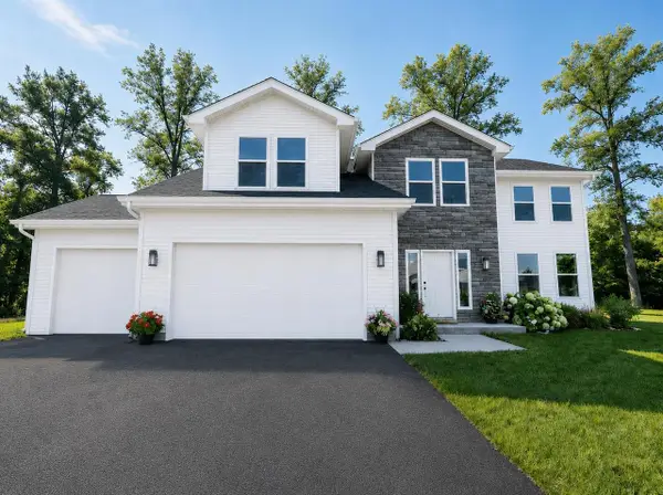 11246 Hillside Road, Edgerton, WI 53534