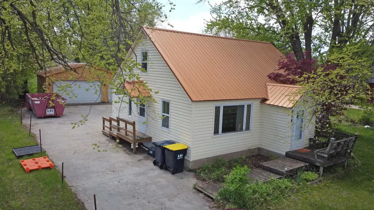 614 Sherman Street, Mauston, WI 53948 - #1