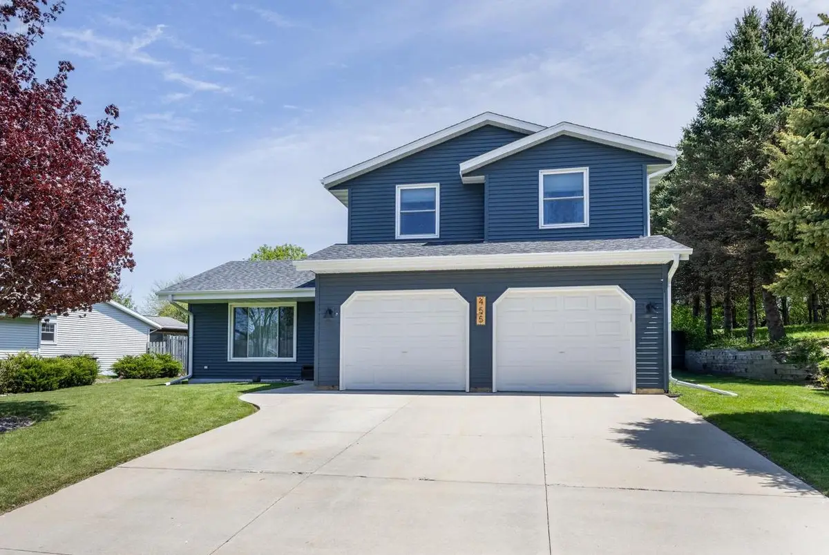 455 Ventura Lane, Whitewater, WI 53190 - #1