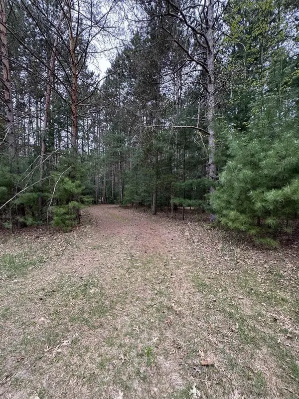 N2343 Pine Circle, Redgranite, WI 54970