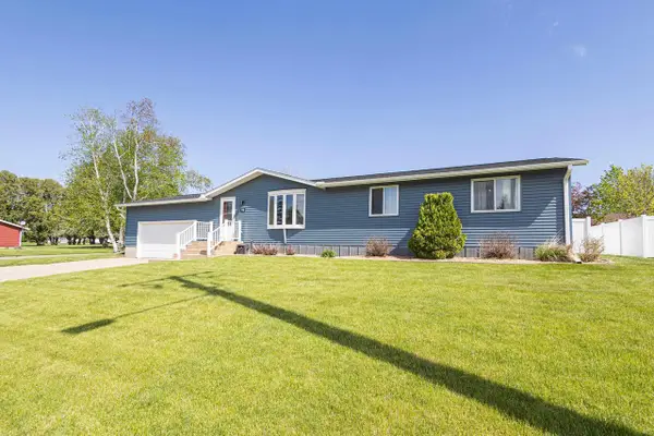 590 Ridge Avenue, Platteville, WI 53818