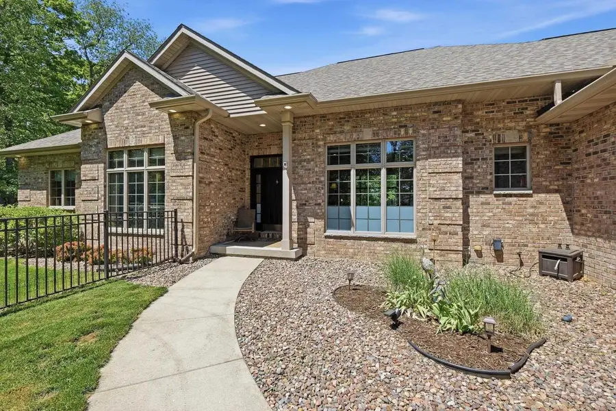 1136 Black Oak Trail, Deerfield, WI 53531 - #3