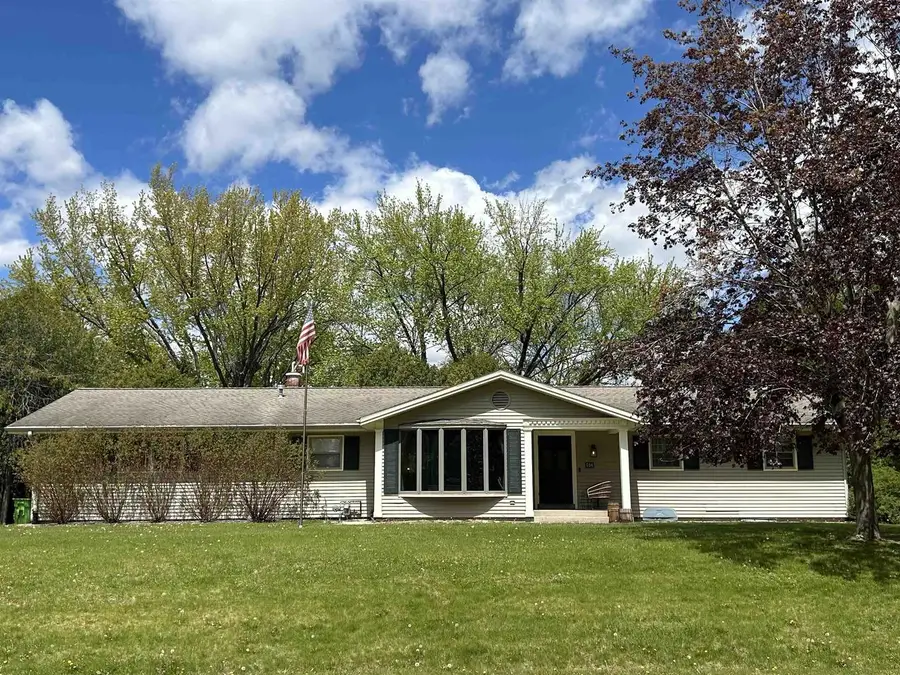 596 Illinois Avenue, Green Lake, WI 54941 - #2