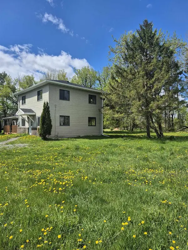 114 S Sechlerville Road, Hixton, WI 54635