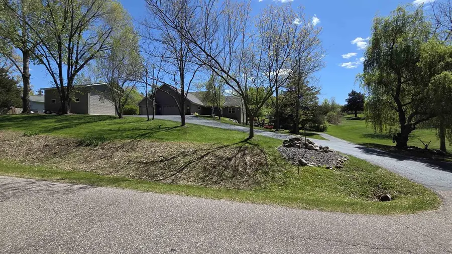 7247 W Breneman Road, Pardeeville, WI 53954 - #3