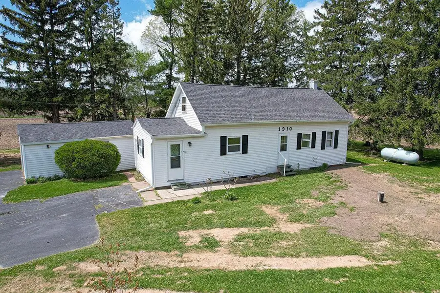 N3705 County Road G, Mauston, WI 53948 - #3