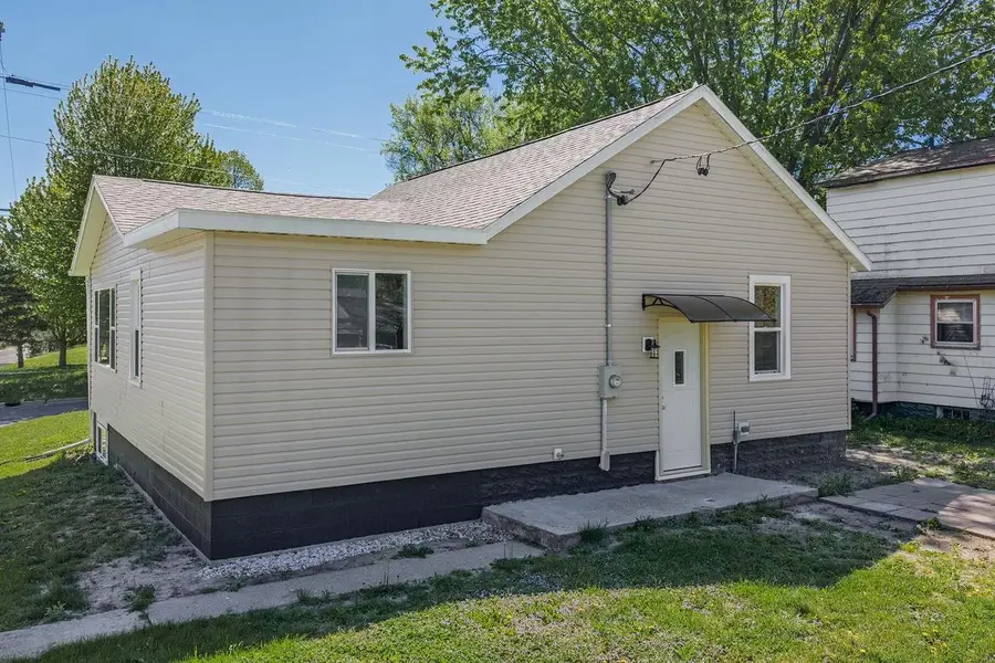 201 Arlington Avenue, Mauston, WI 53948 - #3