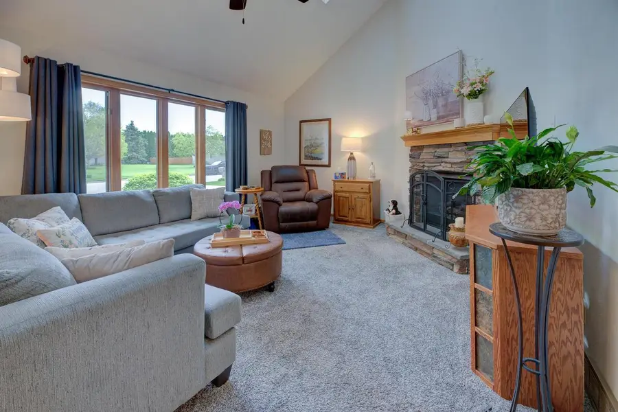 3517 Kingsbridge Drive, Janesville, WI 53546 - #2