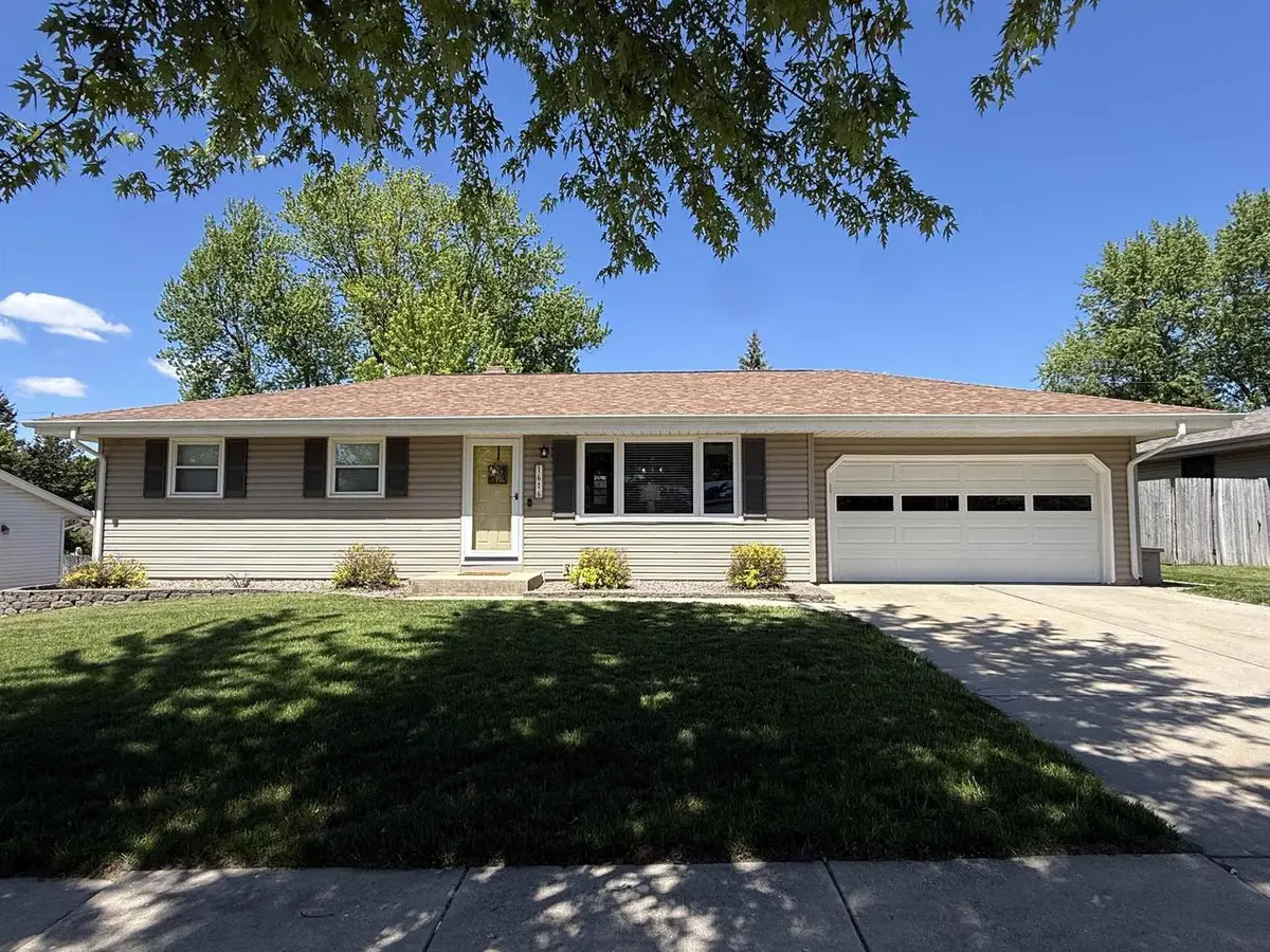 1616 Crestview Street, Janesville, WI 53546 - #1
