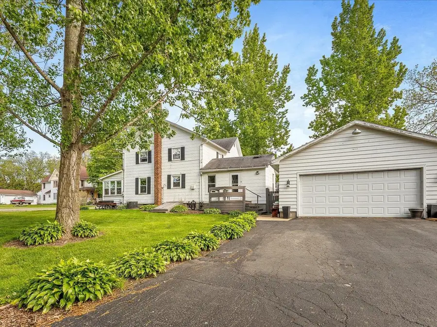 501 Water Street, Warren, IL 61087 - #3