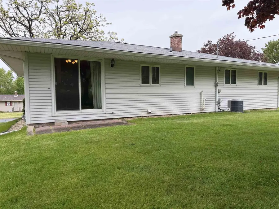 305 Sunset Drive, Deforest, WI 53532 - #2