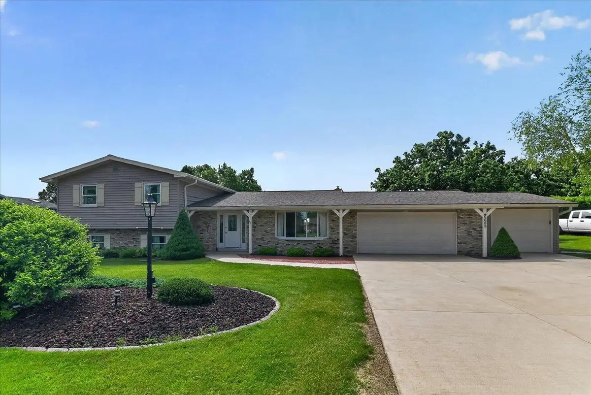 6689 Highland Drive, Windsor, WI 53598 - #1