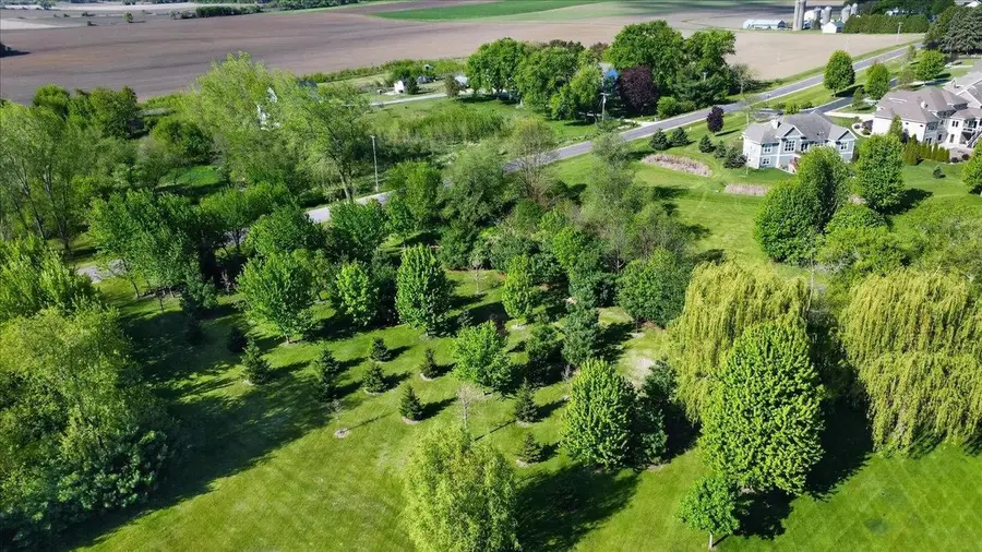 6415 Windsor Prairie Road, Deforest, WI 53532 - #3