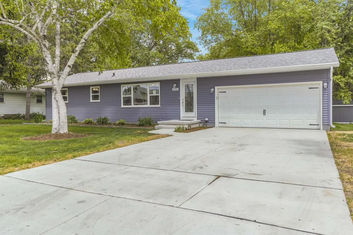 195 Amber Trail, Sun Prairie, WI 53590 - #1
