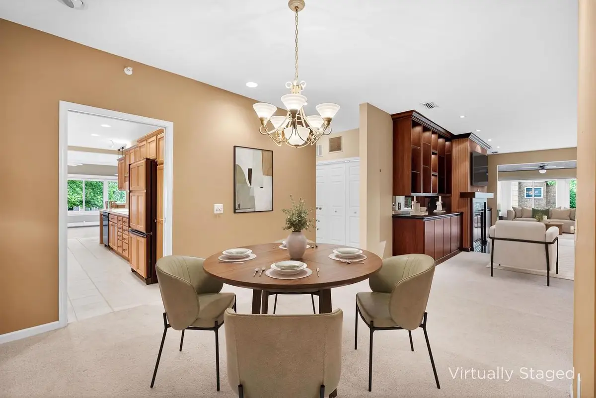 1604 S GOLF Glen #D, Madison, WI 53704 - #1