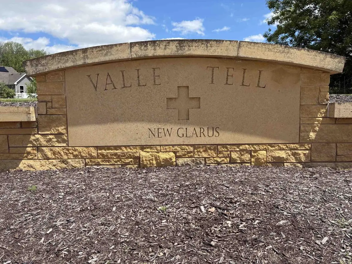 140 Valle Tell Drive, New Glarus, WI 53574 - #1