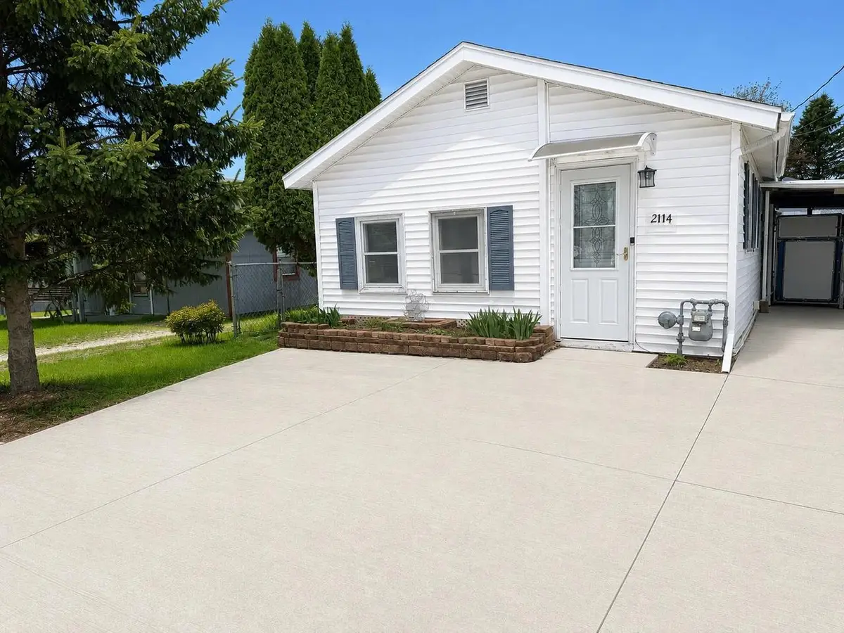2114 S Park Avenue, Beloit, WI 53511 - #1