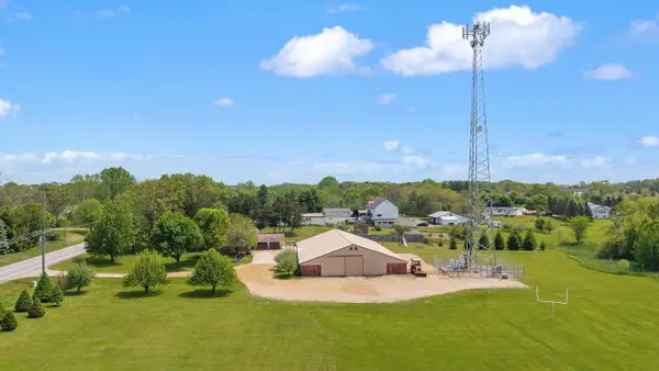 W8287 County Road P, Pardeeville, WI 53954