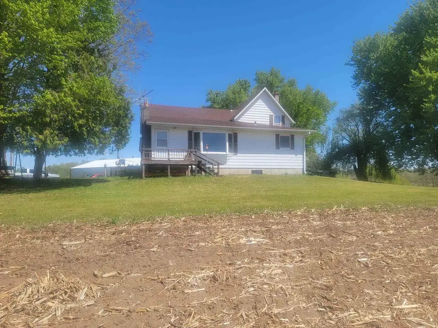 S1310 State 33 Road, La Valle, WI 53941 - #3