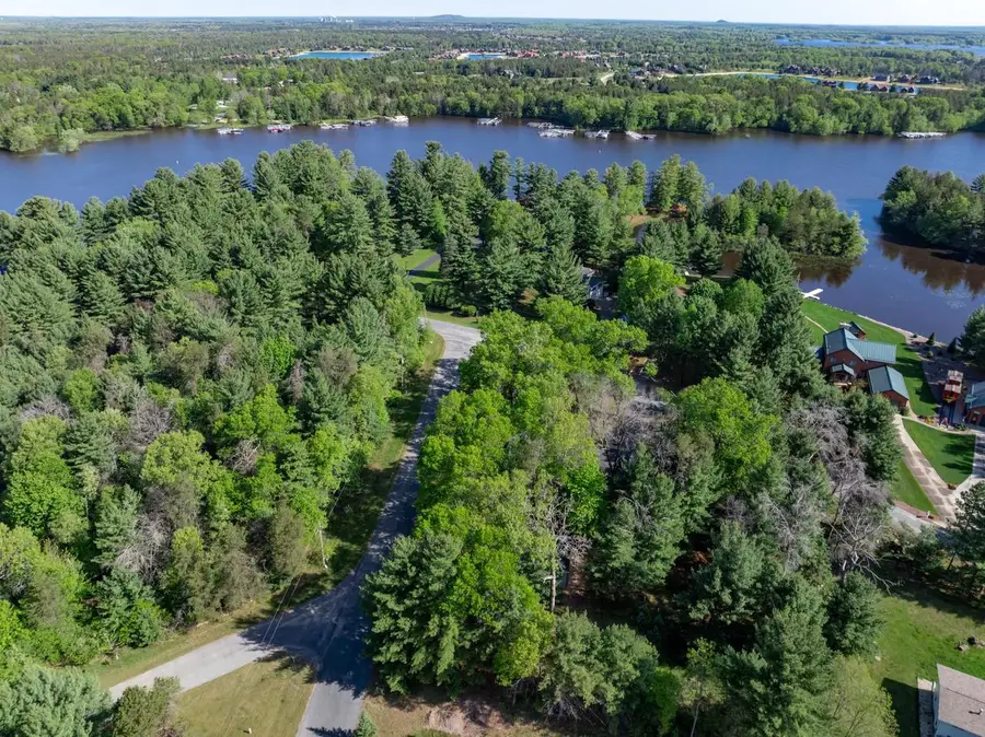 W5613 Cherokee Lane, New Lisbon, WI 53950 - #3
