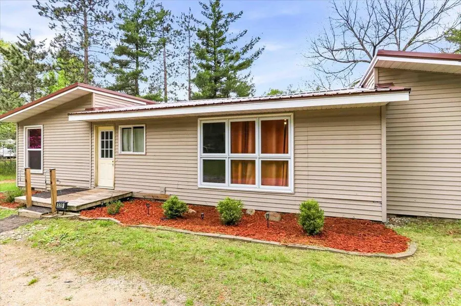 329 9th Avenue, Nekoosa, WI 54457 - #3