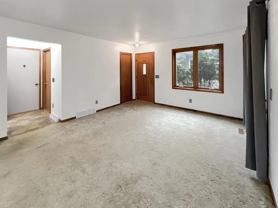 2802 S Felker Avenue, Marshfield, WI 54449 - #3