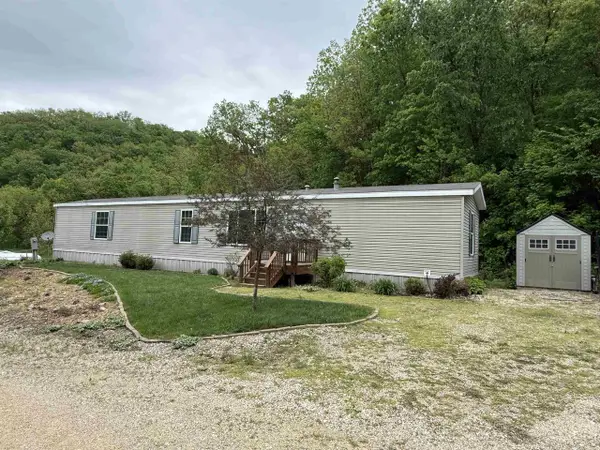 1930 Hideaway Hills Lane #36, Lansing, IA 52151