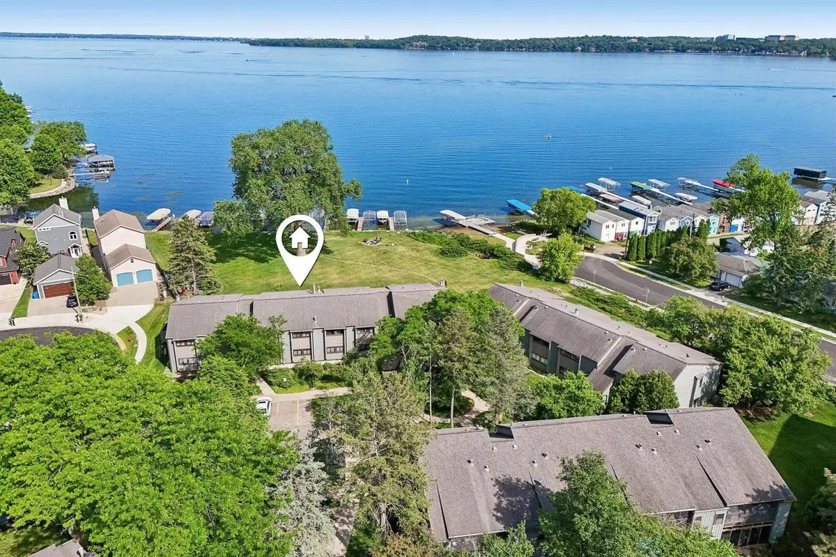 2843 Century Harbor Road #4, Middleton, WI 53562 - #1
