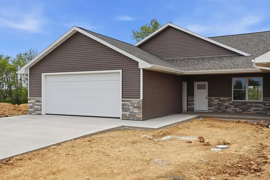 629 Pine Street, Dickeyville, WI 53808 - #3