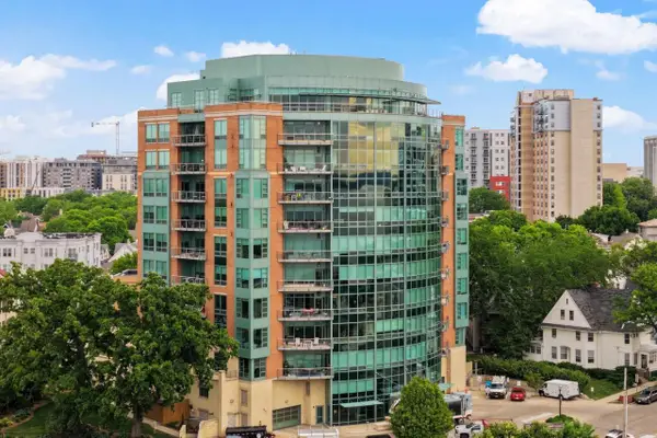 350 S Hamilton Street #402, Madison, WI 53703