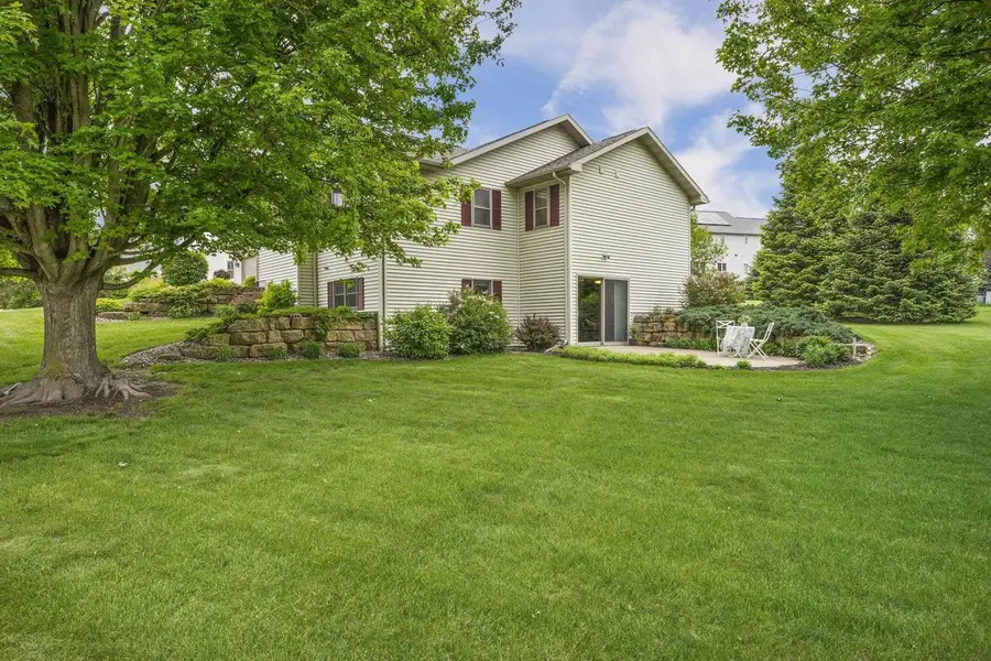 605 Prairie Hills Drive, Dodgeville, WI 53533 - #2