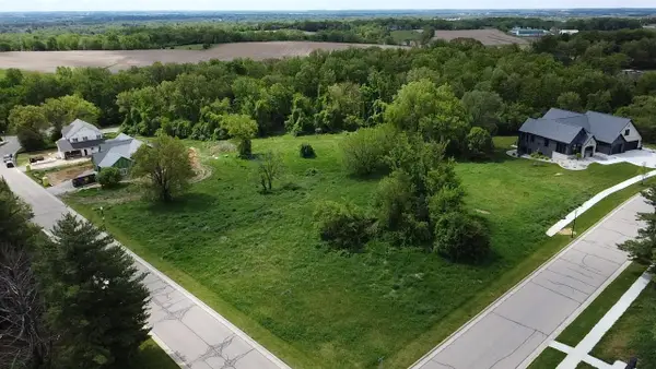 2810 Arbor Ridge Way, Janesville, WI 53548