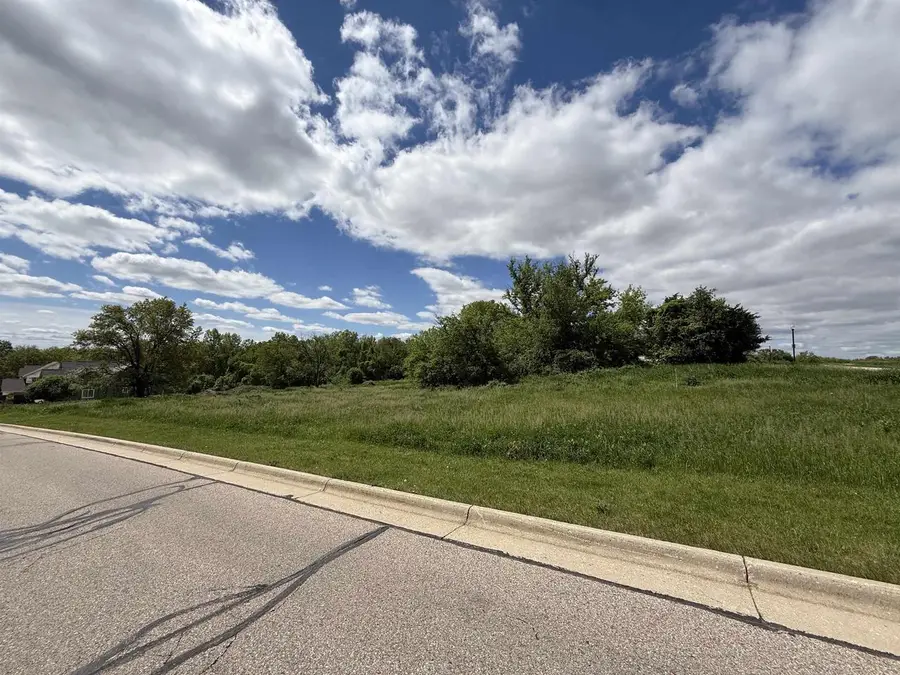 2810 Arbor Ridge Way, Janesville, WI 53548 - #2